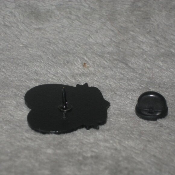 Frankenstein Keep Love Weird Metal Enamel Pin 251038A2 - Picture 7 of 8